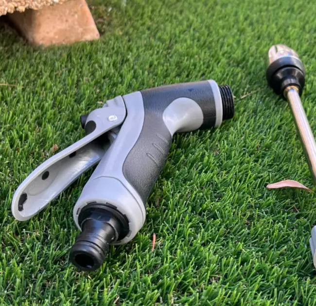 Qinux AquoXis Sprayer 5 Star Review by Isabella